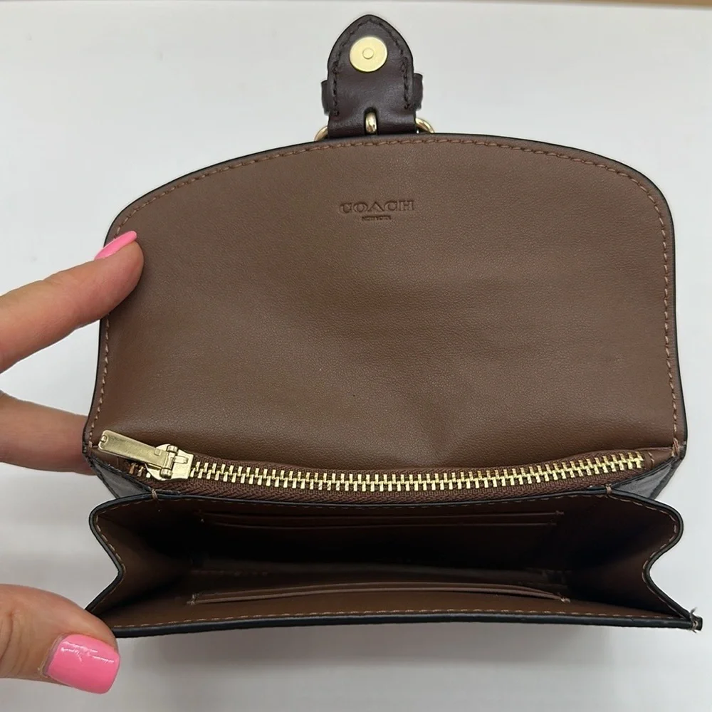 Coach C7374 Kleo Wallet In Signature Canvas Gold Khaki Multi NWT